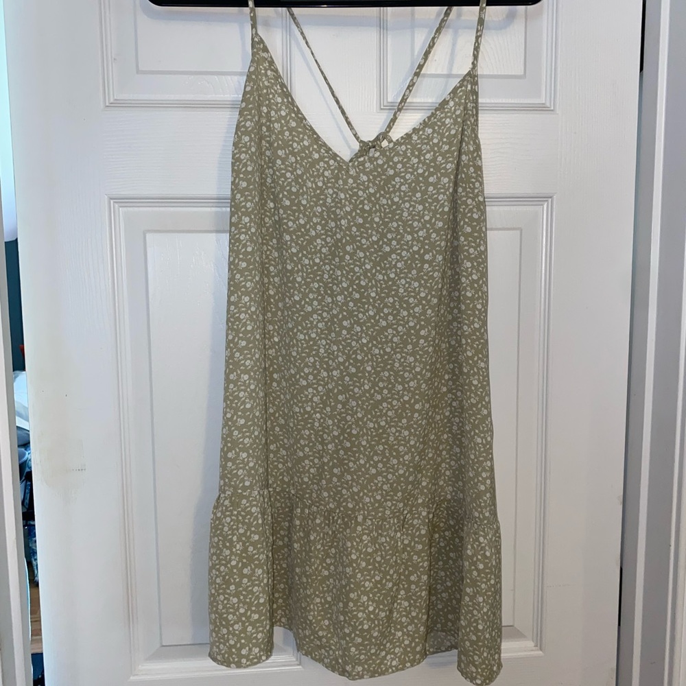 Abercrombie & Fitch Green with white flowers dress, Size Large